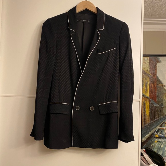 Zara satin blazer. Last day to buy - Picture 3 of 4